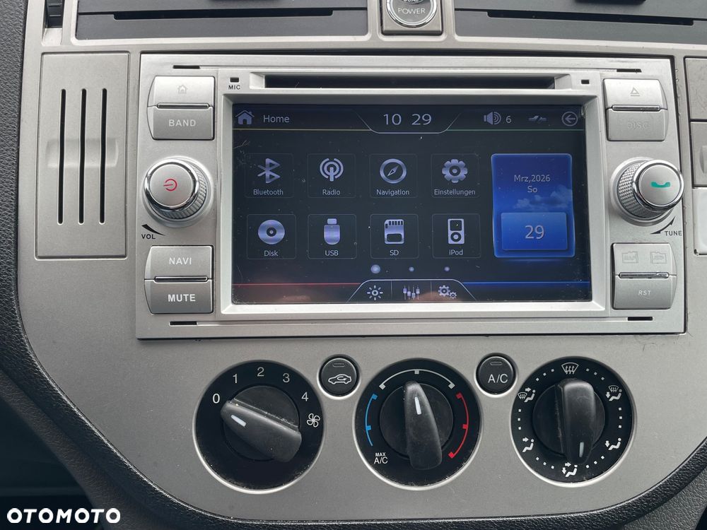 Ford Kuga 2.0 TDCi 2x4 Champions Edition - 11