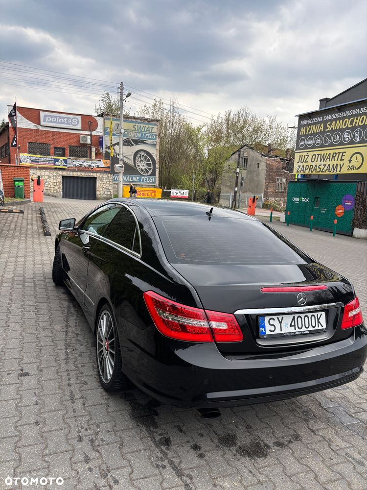 Mercedes-Benz Klasa E - 2