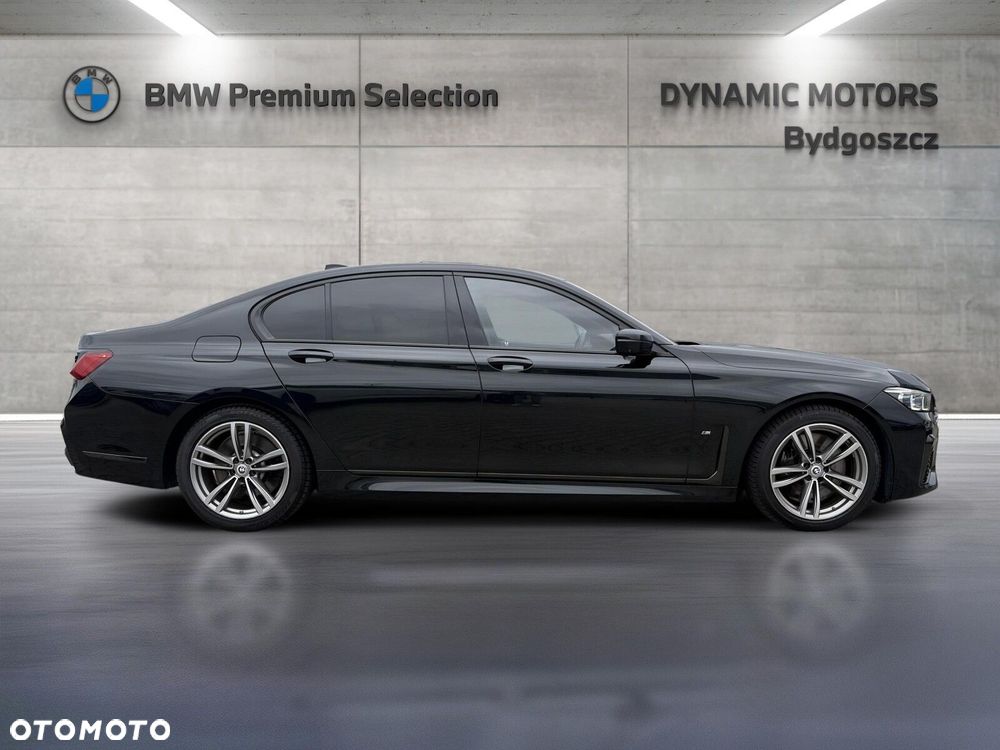BMW Seria 7 750i xDrive sport - 8