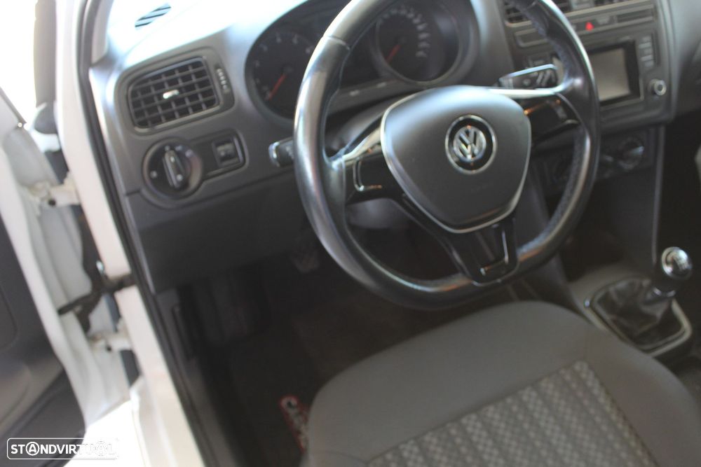 VW Polo 1.0 Trendline - 12