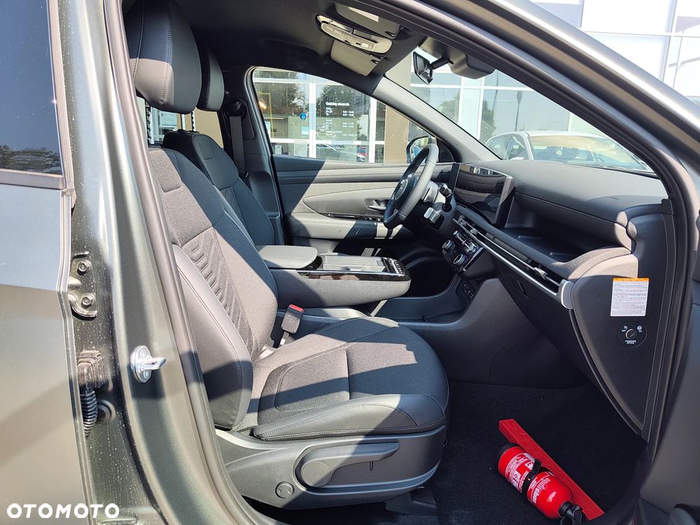 Hyundai Tucson 1.6 T-GDi HEV Smart Black 2WD - 20