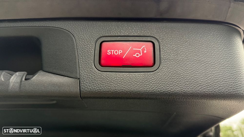 Mercedes-Benz GLC 300 de 4Matic 9G-TRONIC AMG Line Plus - 27