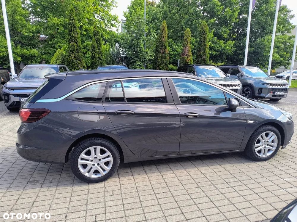 Opel Astra 1.4 T Enjoy S&S - 6