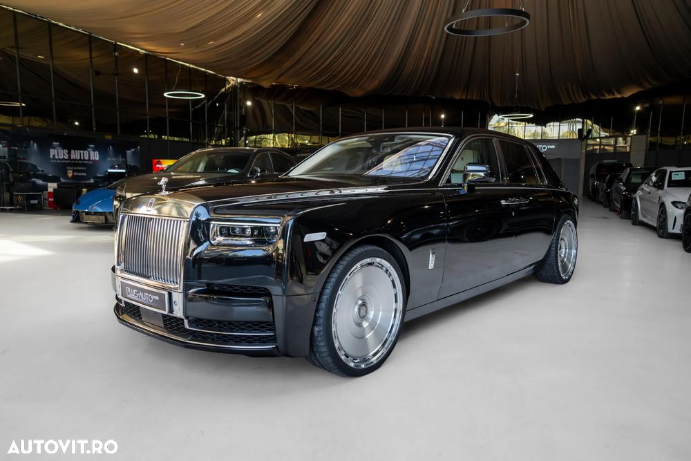 Rolls-Royce Phantom - 1