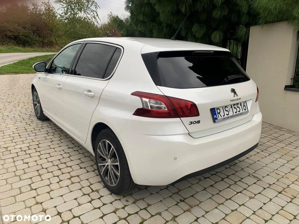 Peugeot 308 PureTech 110 Stop & Start Style - 4