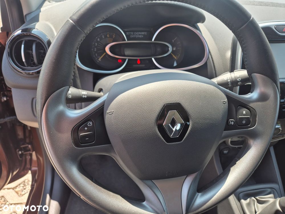 Renault Clio 1.2 16V 75 Authentique - 16