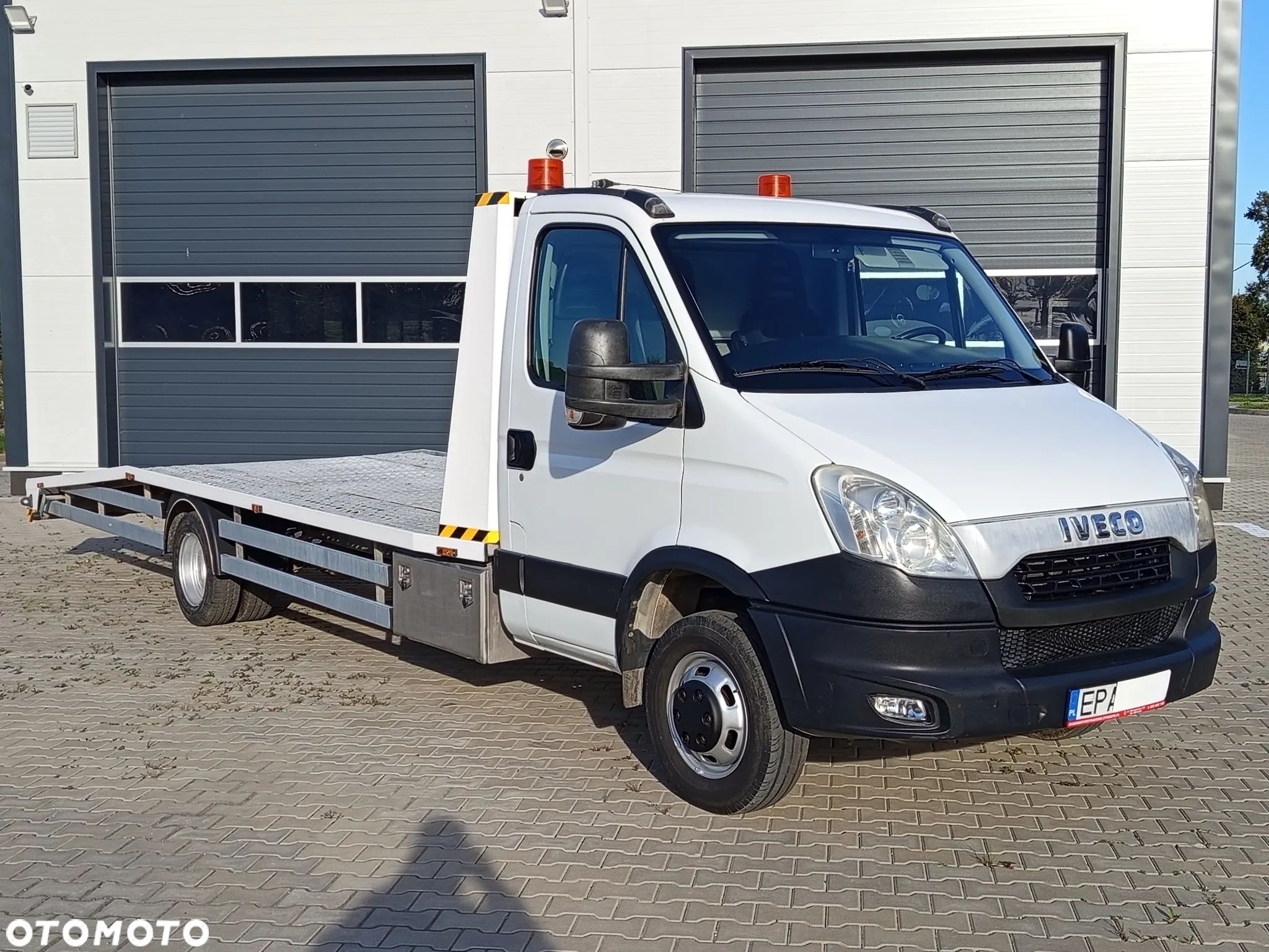 Iveco DAILY 35S180 EVV PRZEWÓZ POJAZDÓW DŁUGOŚĆ NAJAZDU 6,4 m KOŁA BLIŹNIAKI NR. 22 - 1