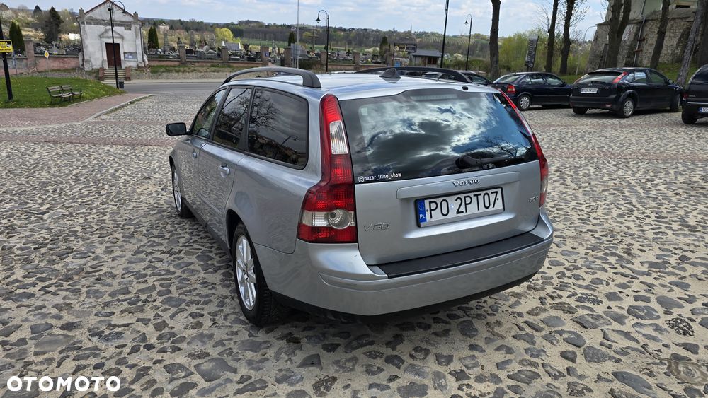 Volvo V50 - 4