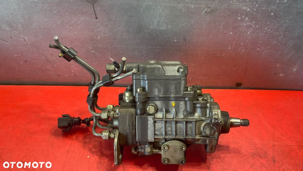 POMPA WTRYSKOWA VW PASSAT B5 1.9 TDI 0460404971 028130115M - 3