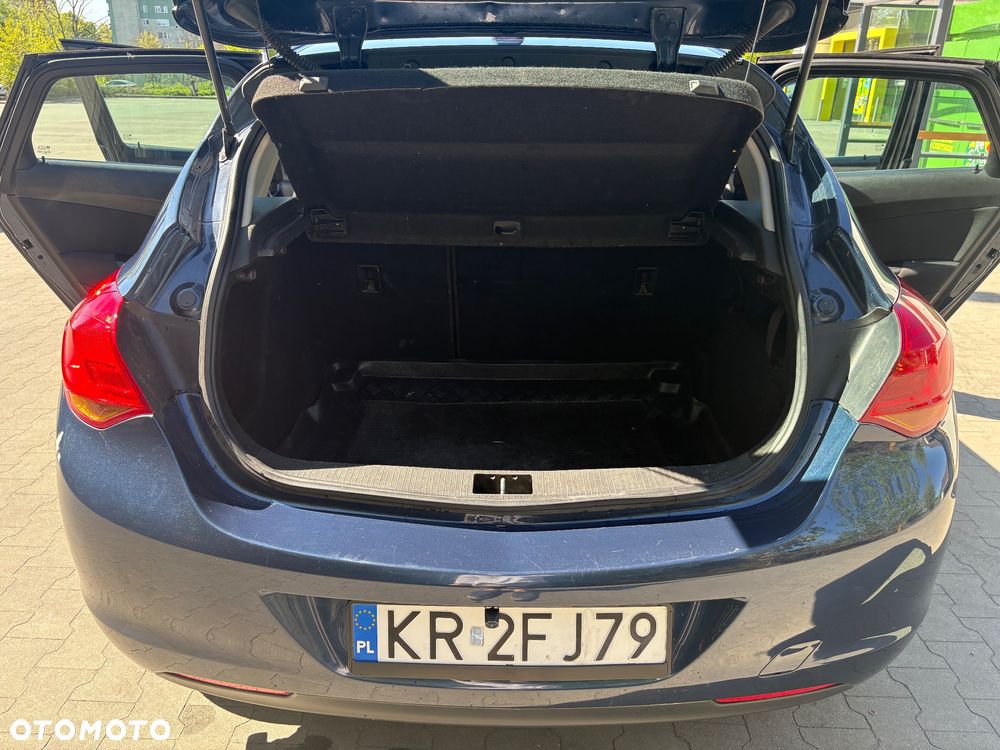 Opel Astra 1.4 Enjoy - 10