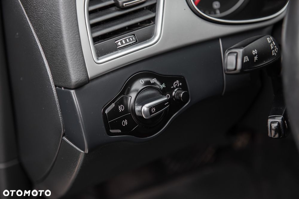 Audi A4 Avant 2.0 TDI DPF quattro S tronic S line Sportpaket - 19