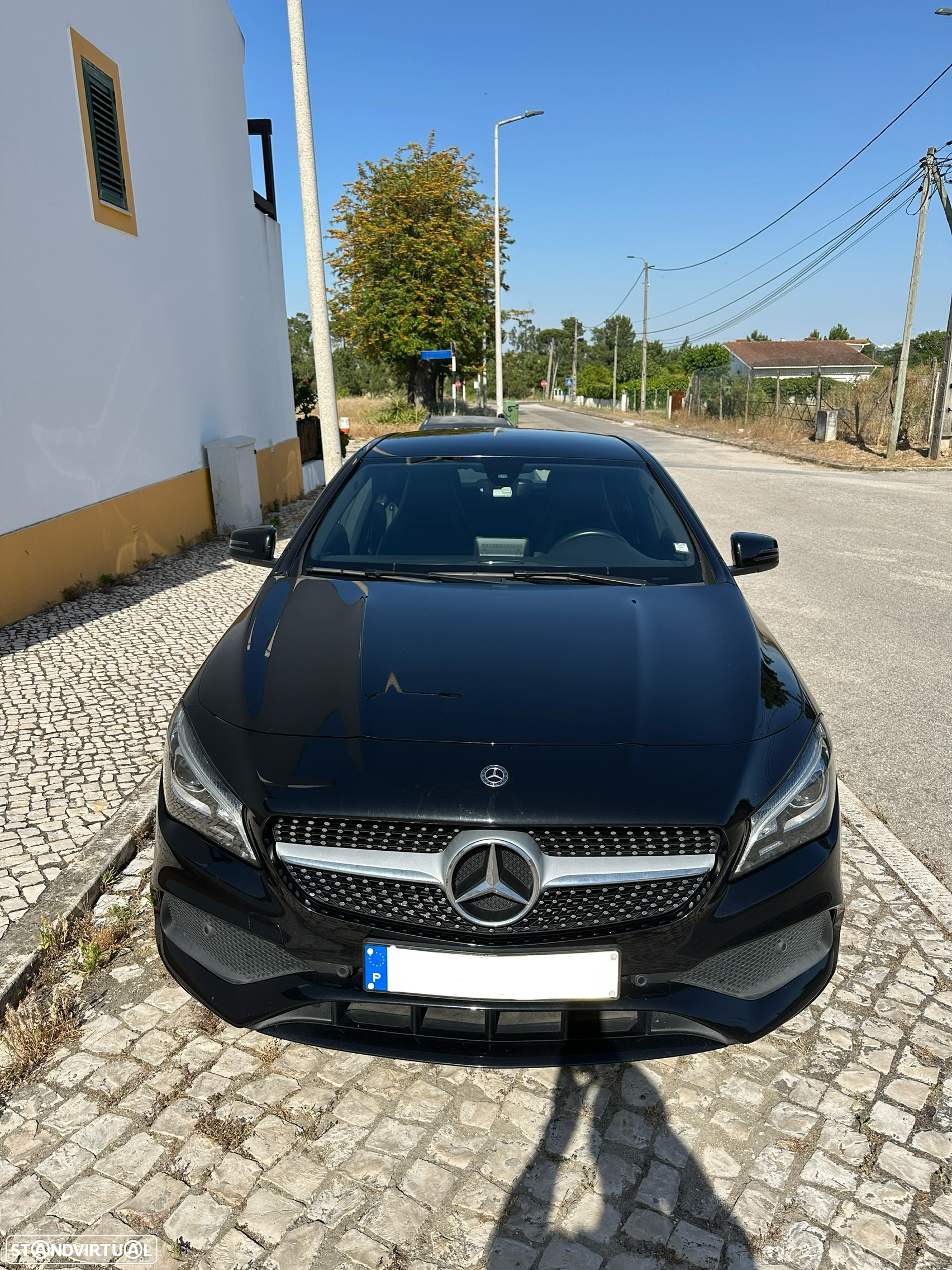Mercedes-Benz CLA 200 d AMG Line - 2