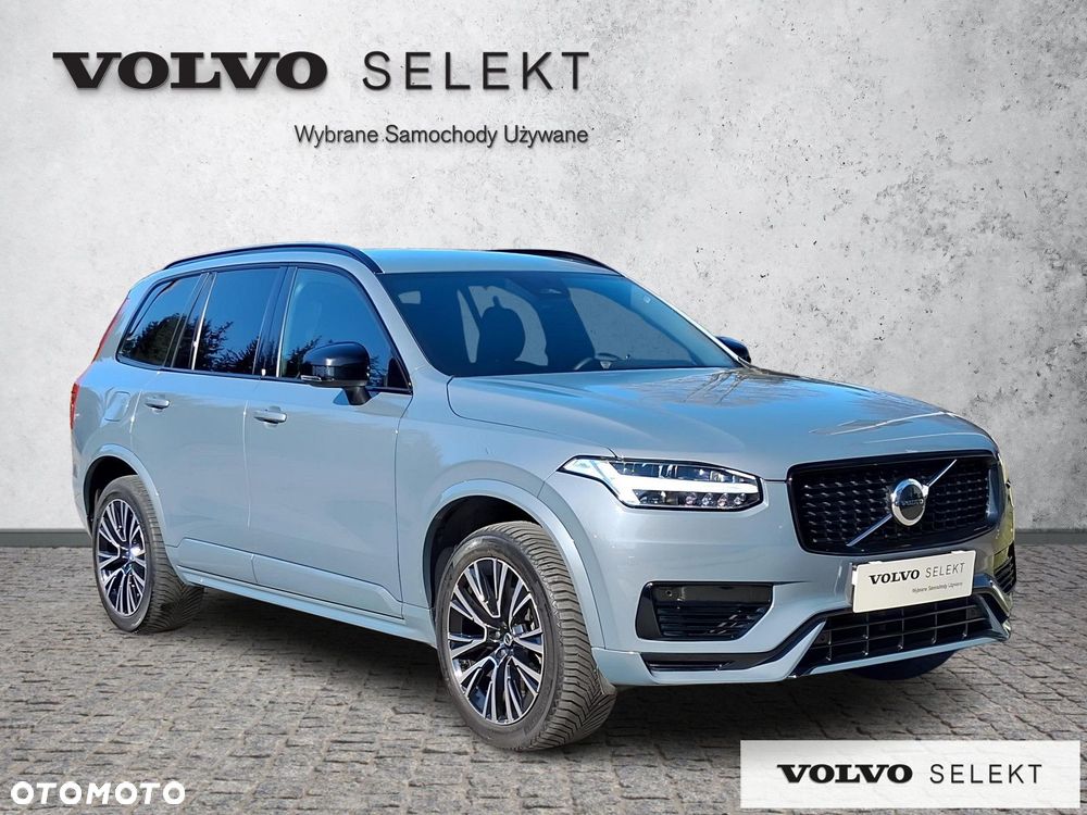 Volvo XC 90 - 9