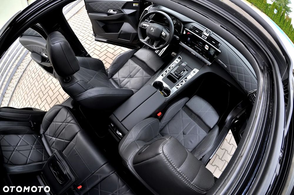 DS Automobiles DS 7 Crossback - 25