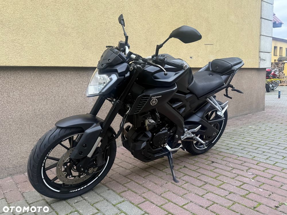 Yamaha MT - 22