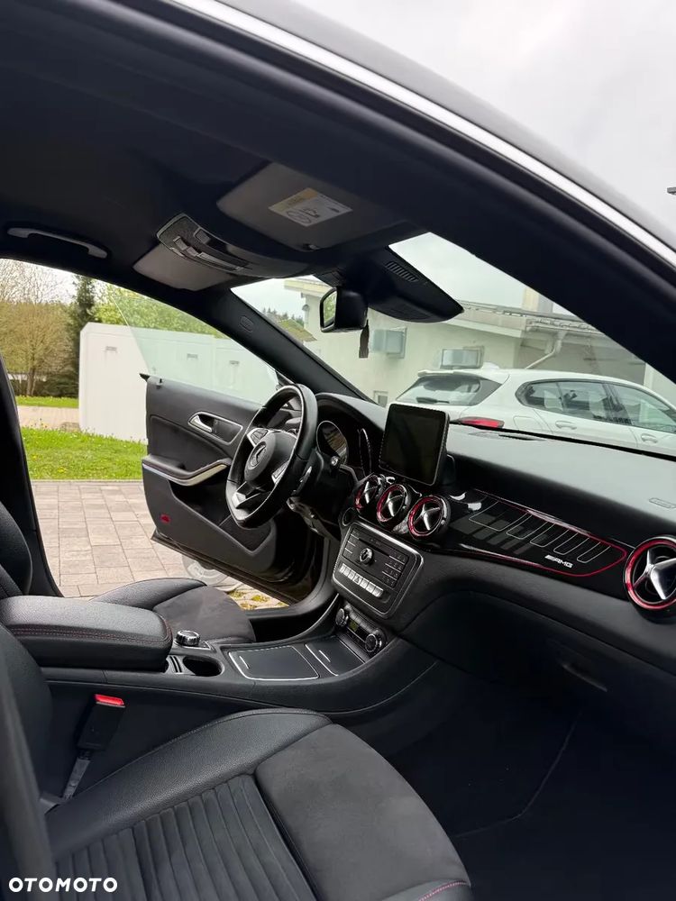 Mercedes-Benz CLA 250 7G-DCT AMG Line - 8