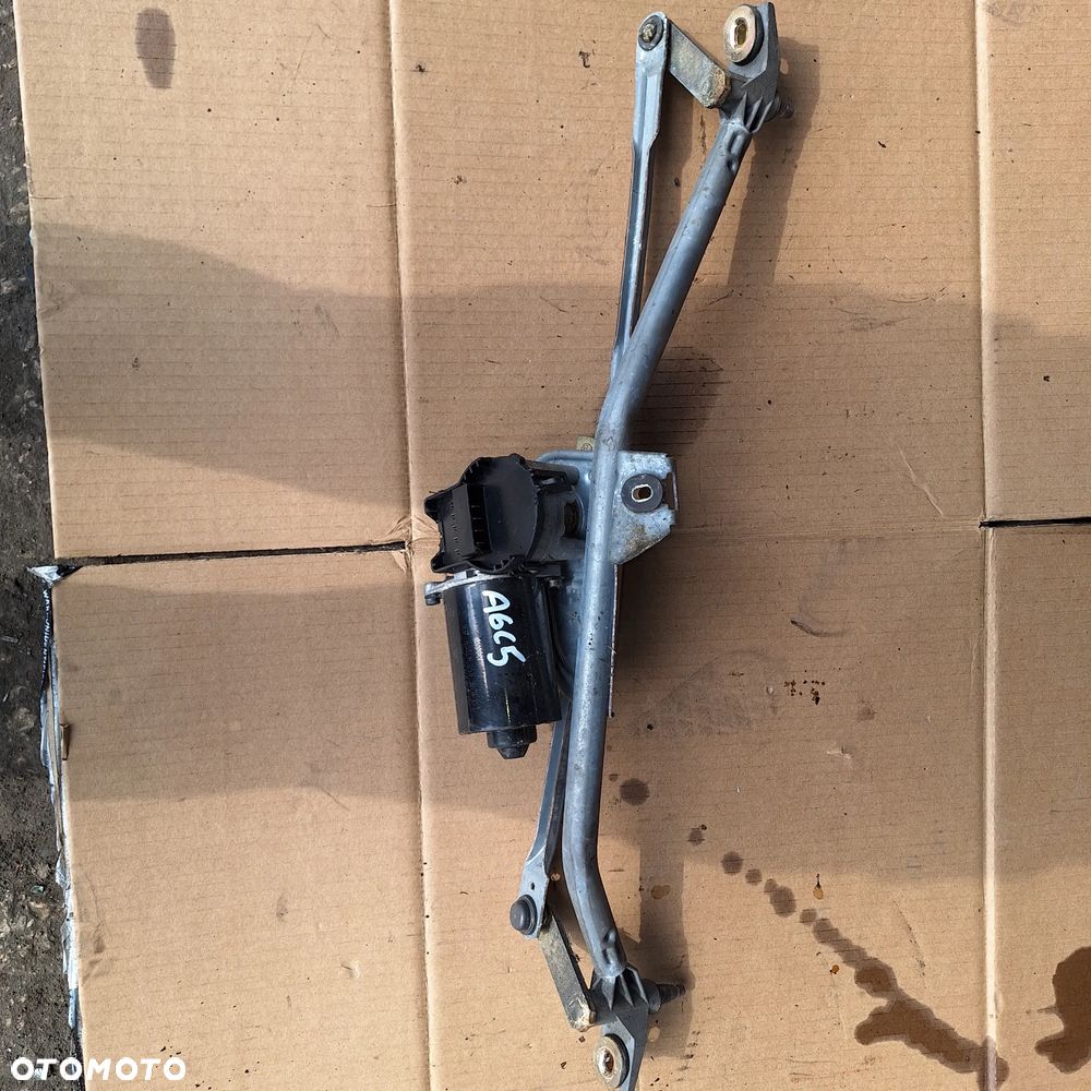 MECHANIZM WYCIERACZEK A6 C5 - 1