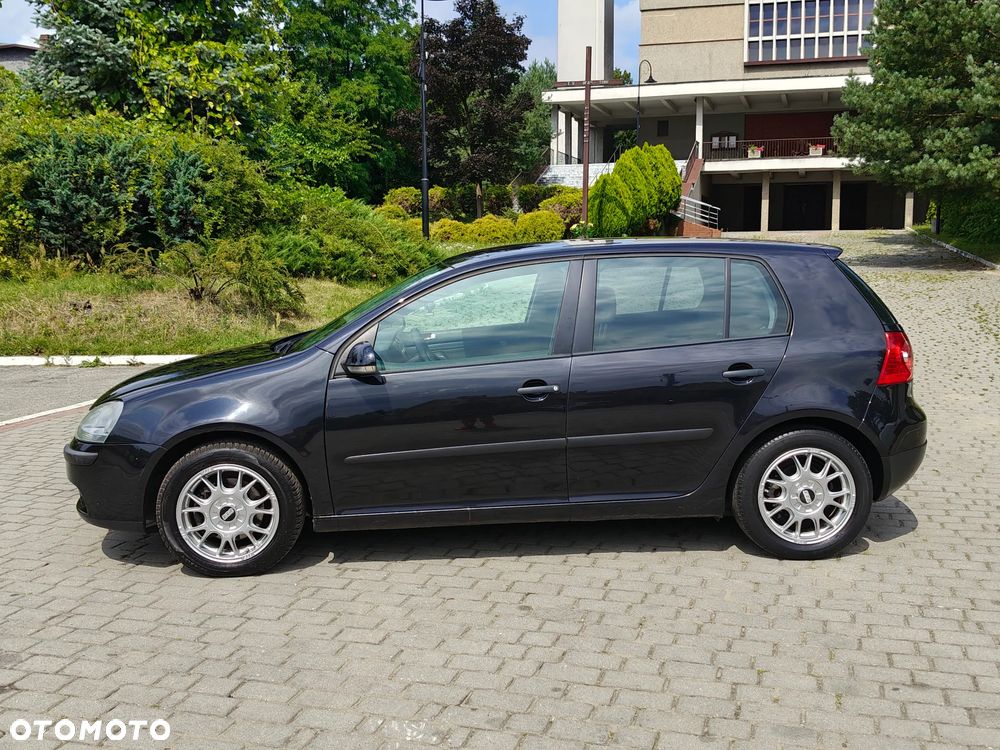 Volkswagen Golf 1.6 FSI Goal - 4