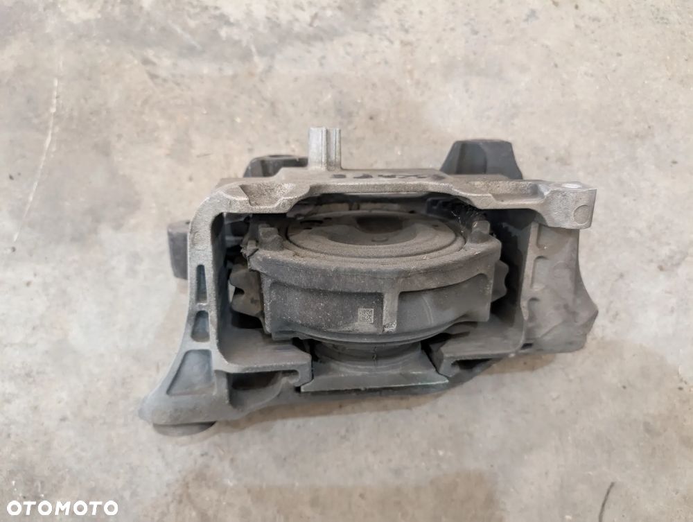 Poduszka silnika ford Escape 2020 2.0 hybrid - 1