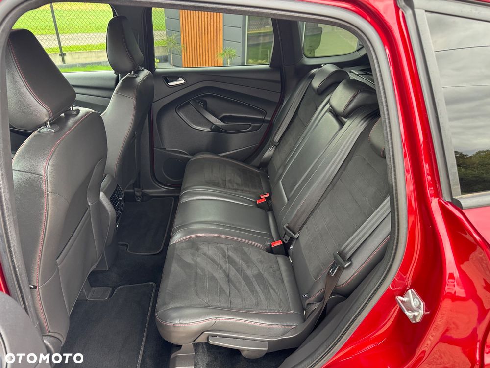 Ford Kuga 1.5 EcoBoost 2x4 ST-Line - 20