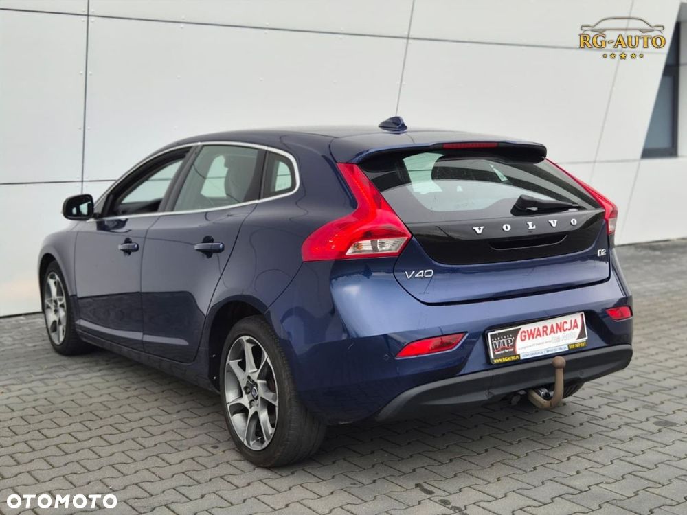 Volvo V40 - 18