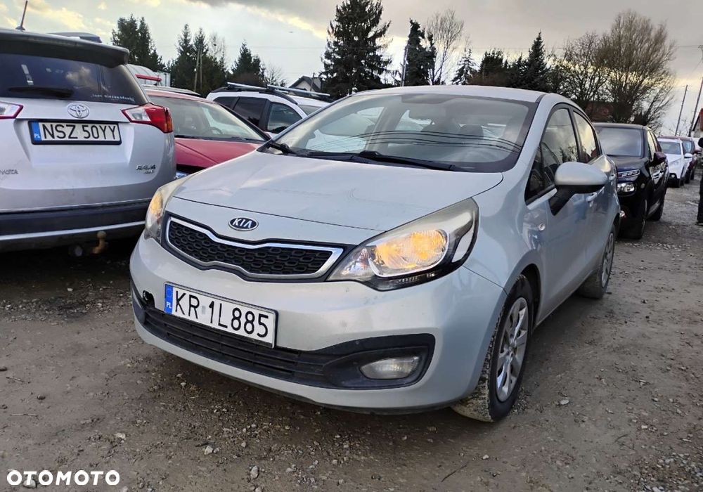 Kia Rio - 3