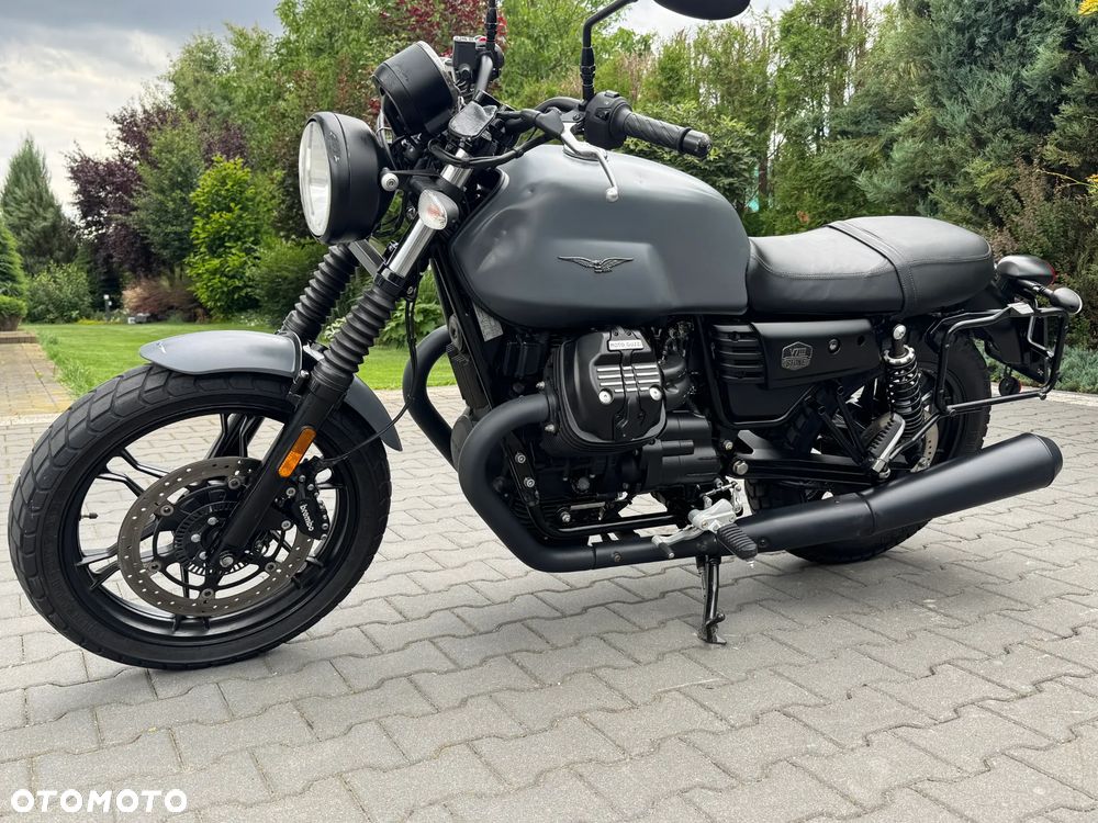 Moto Guzzi V7 - 10