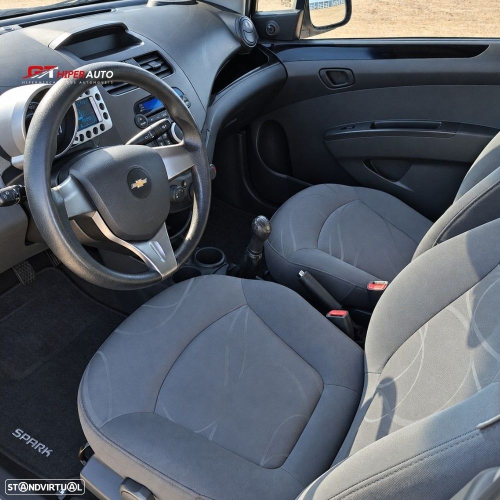Chevrolet Spark 1.0 LS - 6