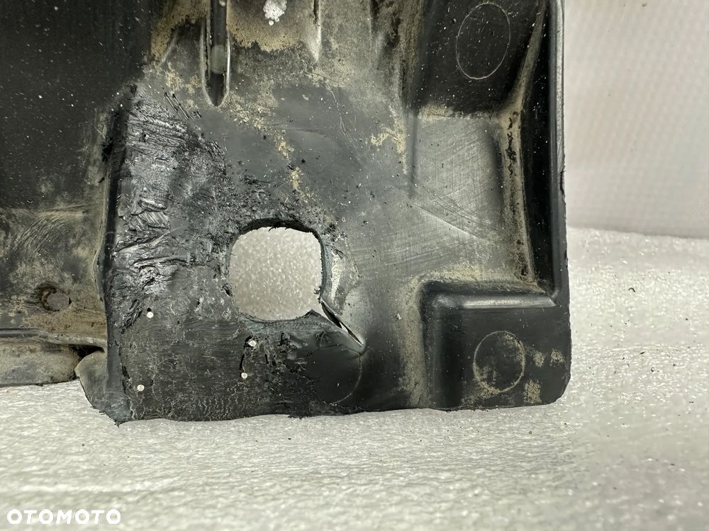 TOYOTA AURIS II 12- OSŁONA / PŁYTA POD ZDERZAK PRZEDNI PRZÓD , NR 52618-02040 , NR AUKCJI OSŁ820 - 13