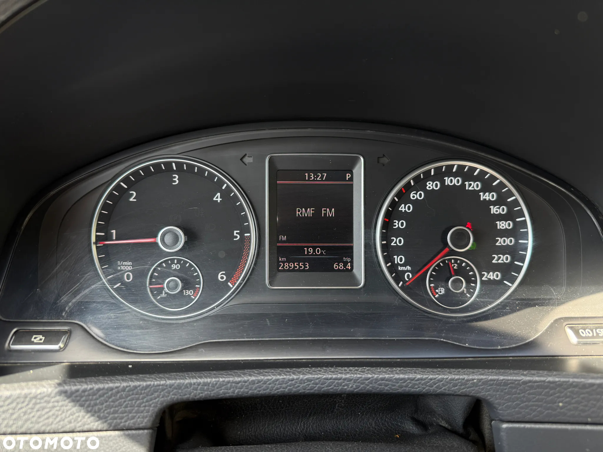 Volkswagen Multivan - 21