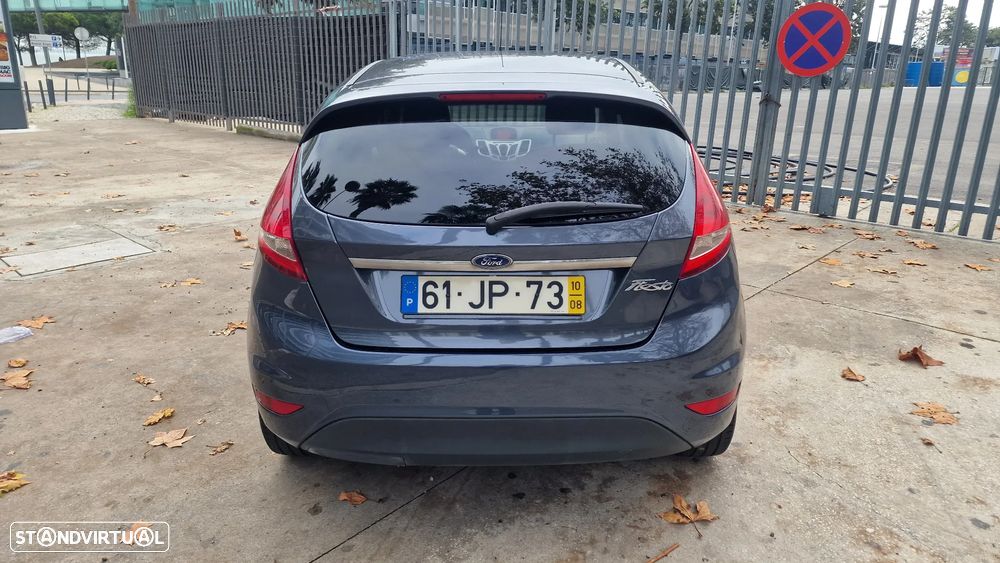 Ford Fiesta 1.25 Titanium - 11