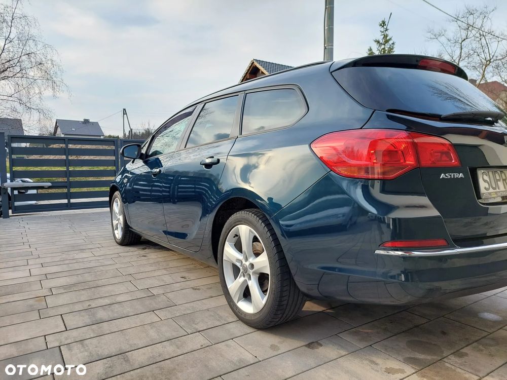 Opel Astra 1.4 Turbo Exklusiv - 37