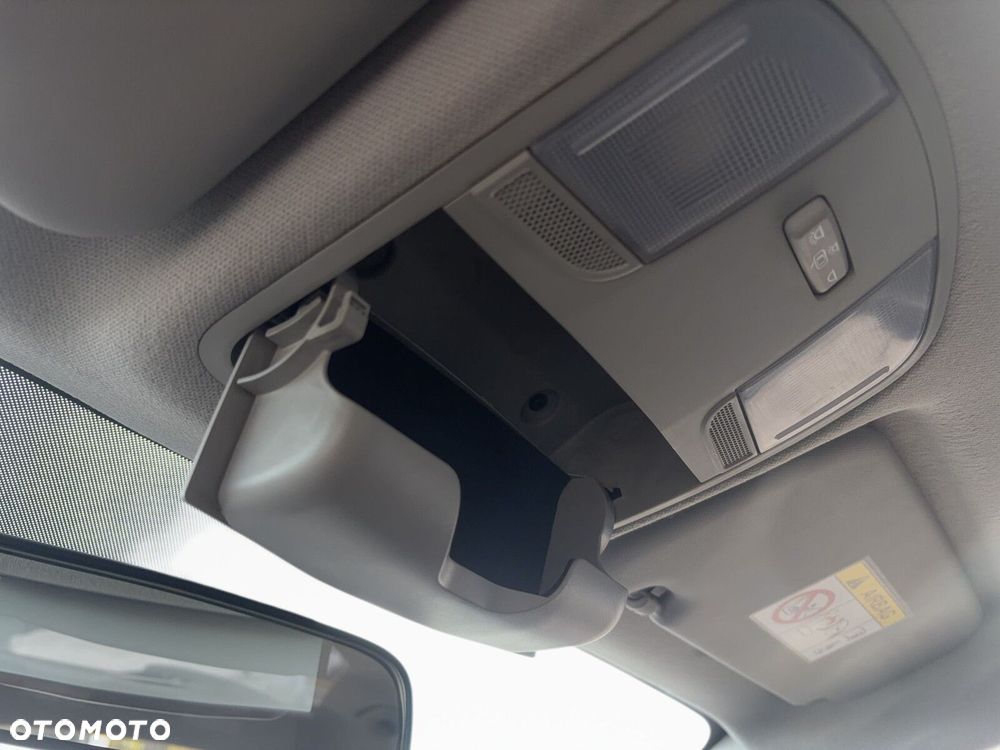 Kia Stonic - 28