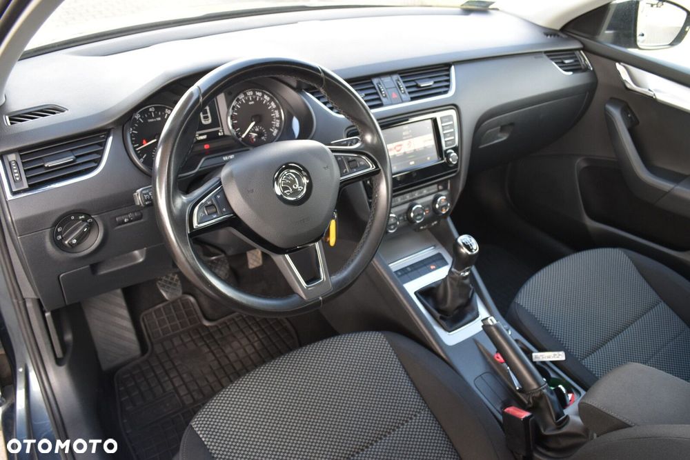 Skoda Octavia 1.2 TSI Ambition - 9