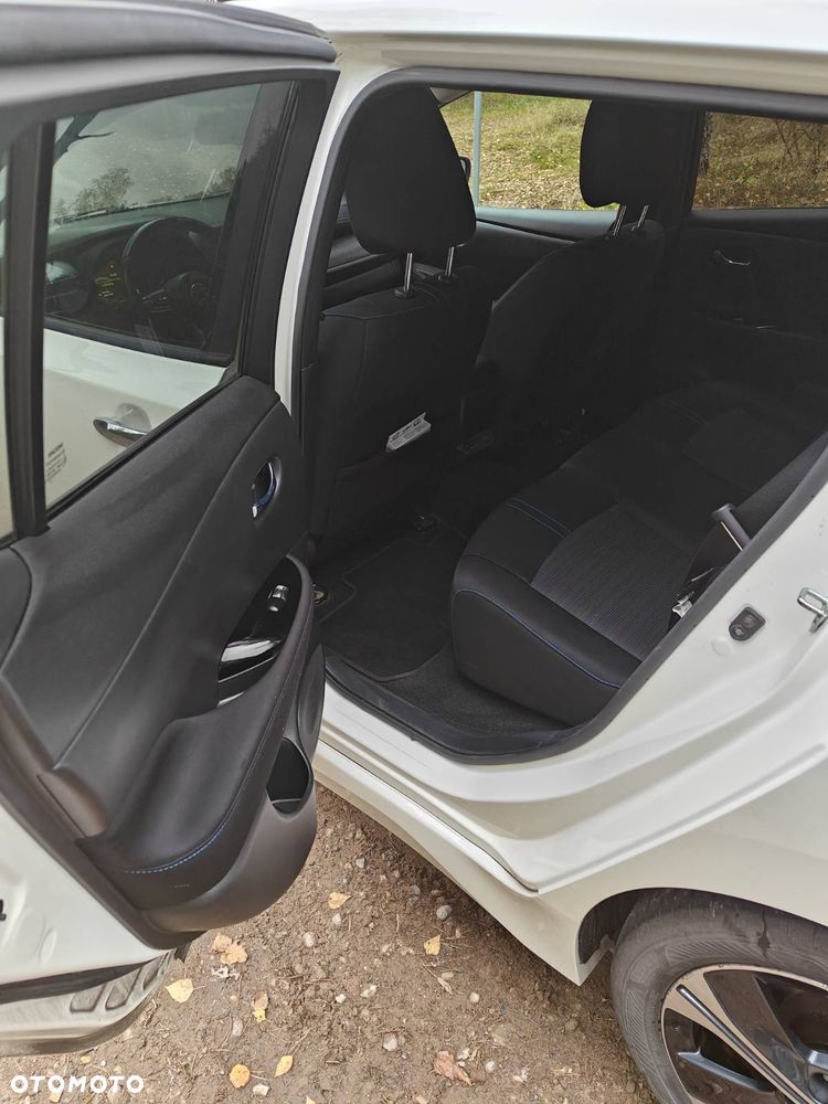 Nissan Leaf 40kWh N-Connecta - 16