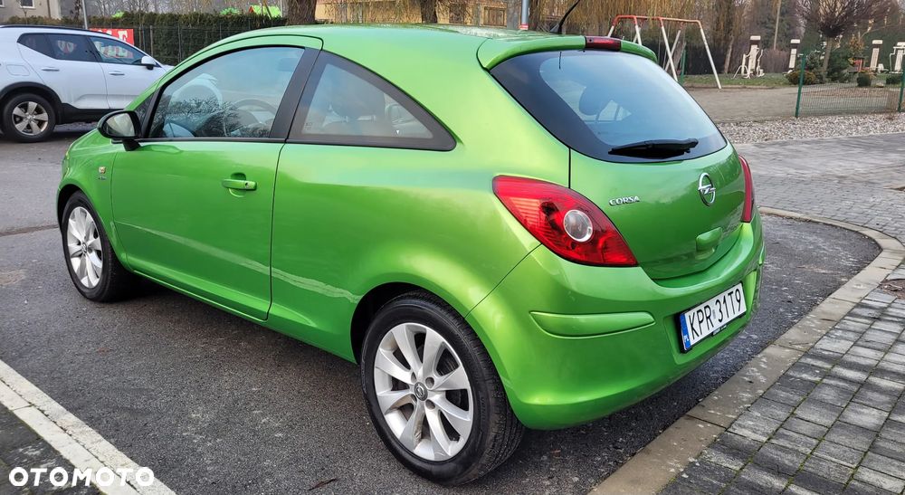 Opel Corsa 1.4 16V Active - 4