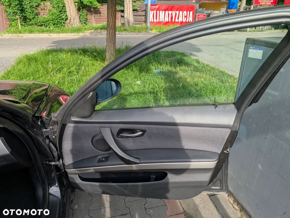 BMW Seria 3 - 16