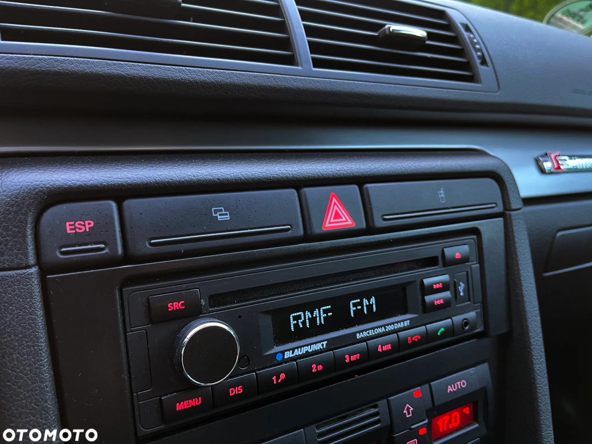 Audi A4 Avant 2.0 TDI - 15