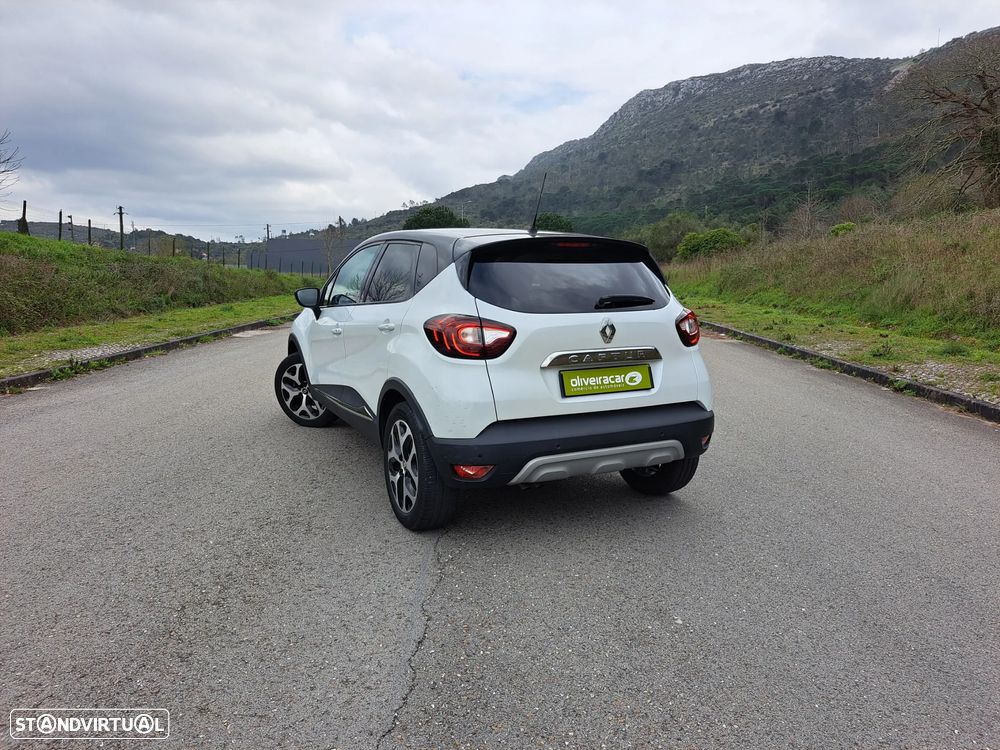 Renault Captur TCe 150 EDC GPF BOSE EDITION - 28