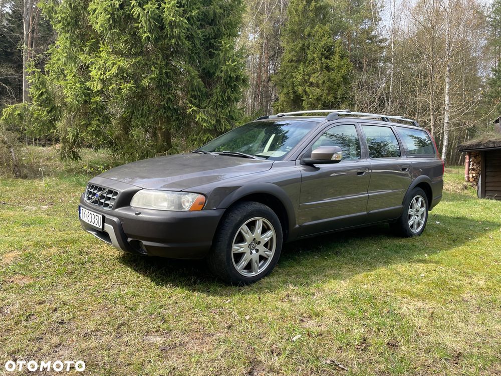 Volvo XC 70 D5 AWD Momentum - 1