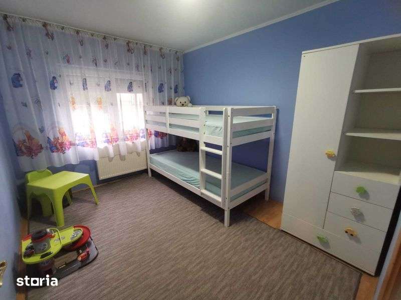 Inchiriez PB Rogerius, Parter, 3 camere, 2 bai, living, Parcare, 80mp — fotografia 2