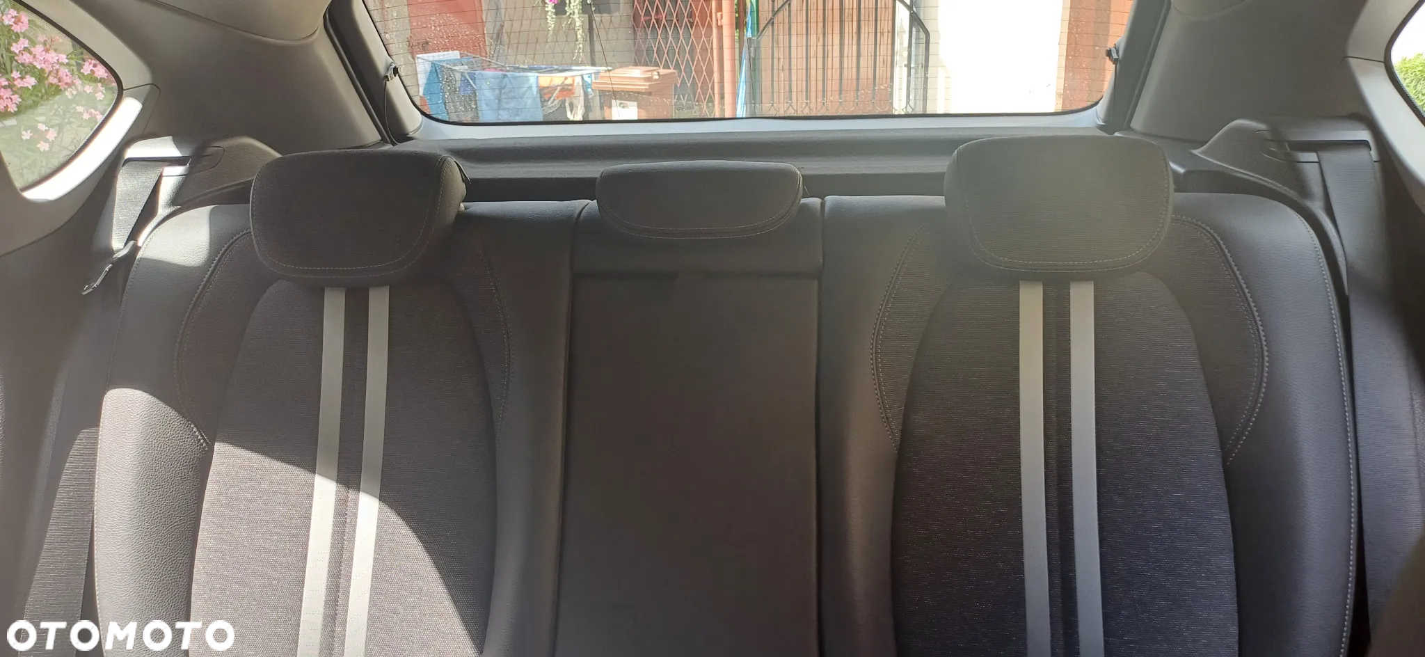 BMW Seria 2 218i Active Tourer - 15