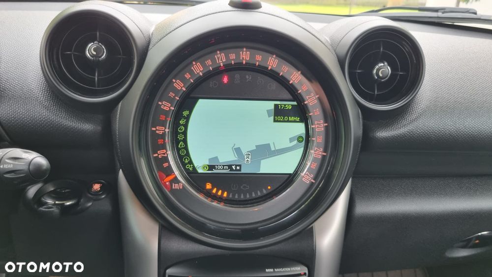 MINI Countryman Cooper D ALL4 EU6 - 16