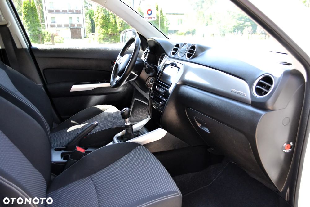 Suzuki Vitara 1.6 DDiS (4x4) Allgrip Comfort+ - 9