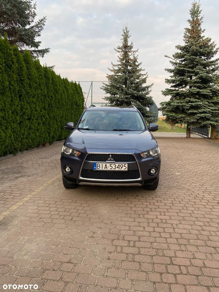 Mitsubishi Outlander 2.0 2WD - 2