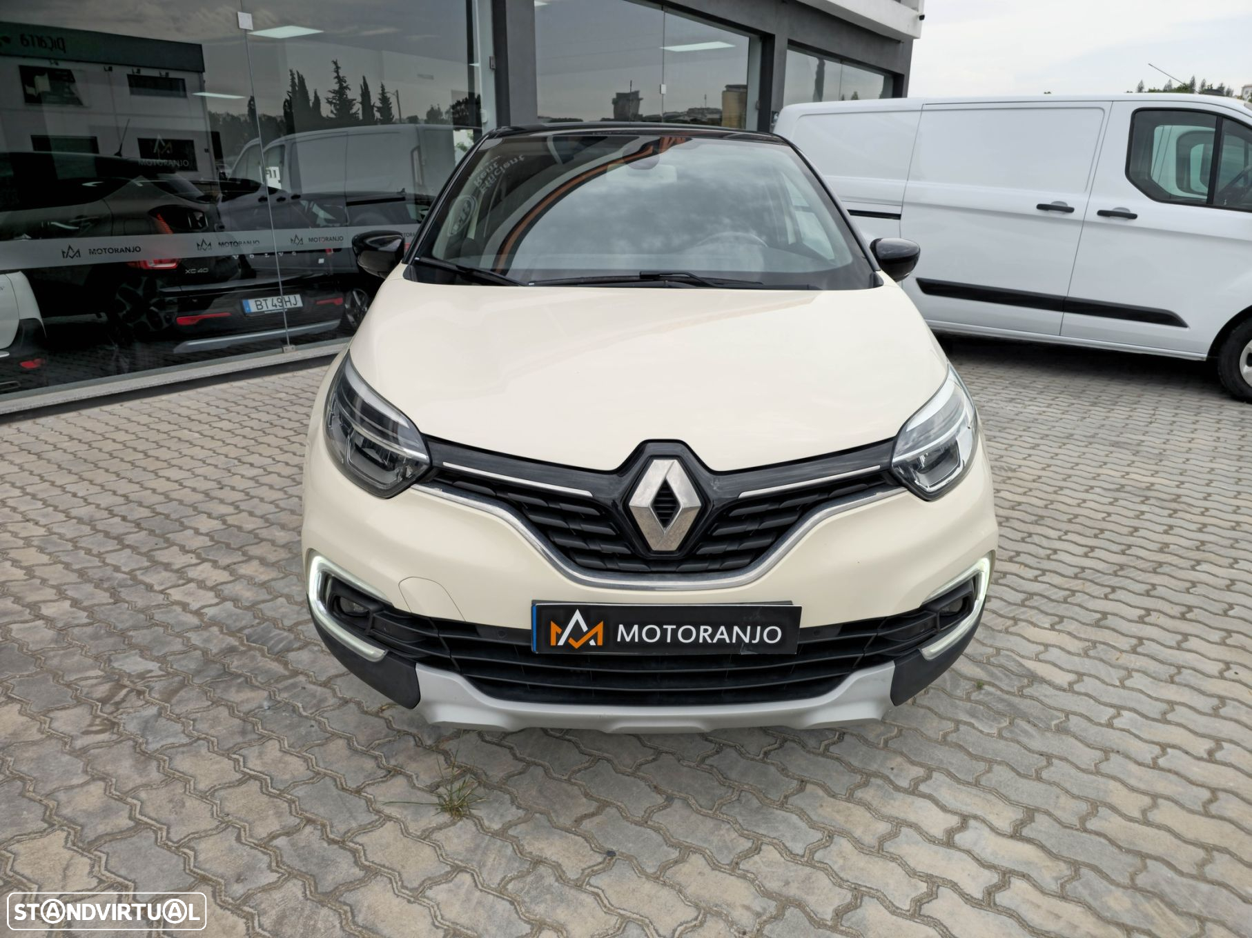 Renault Captur 0.9 TCE Exclusive - 2