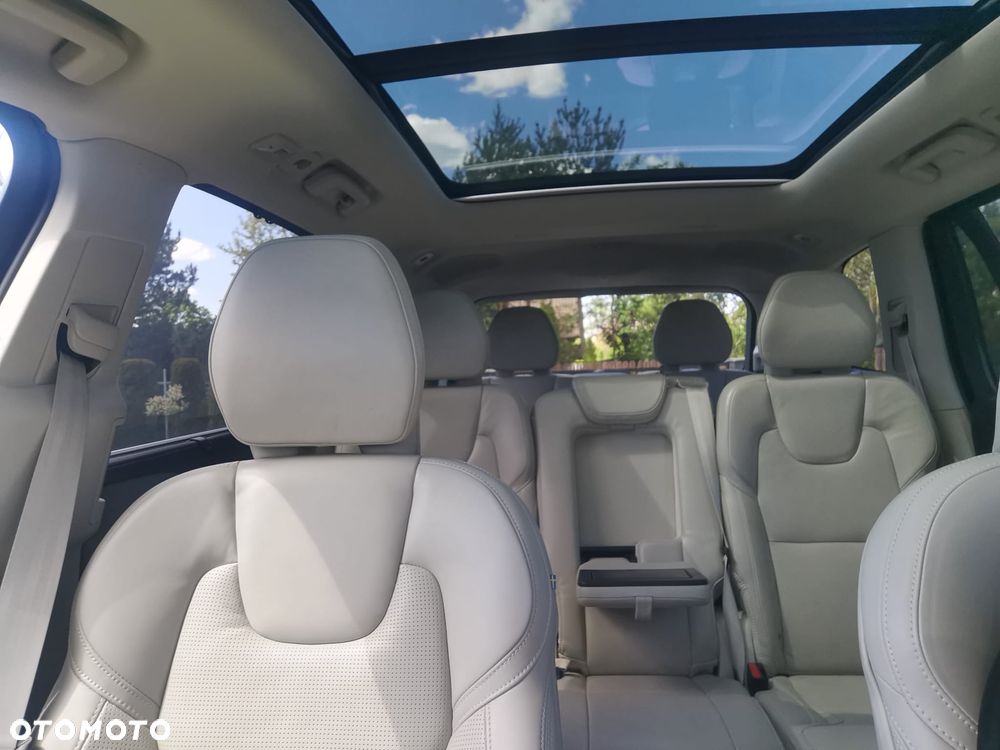 Volvo XC 90 - 27