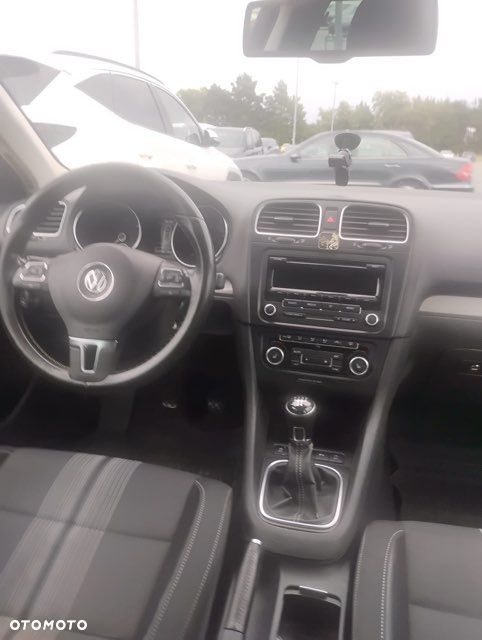 Volkswagen Golf 1.6 TDI Comfortline - 4