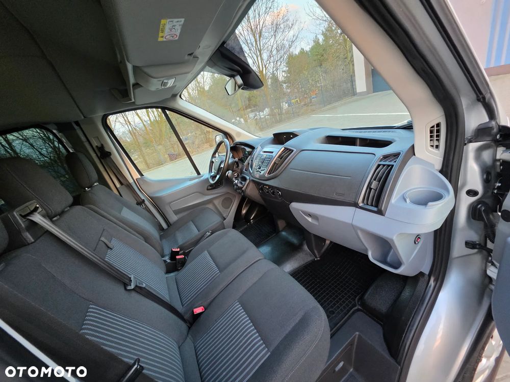 Ford Transit - 11