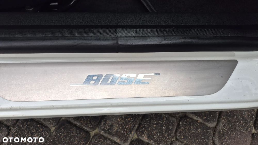 Renault Captur ENERGY TCe 120 Bose Edition - 24